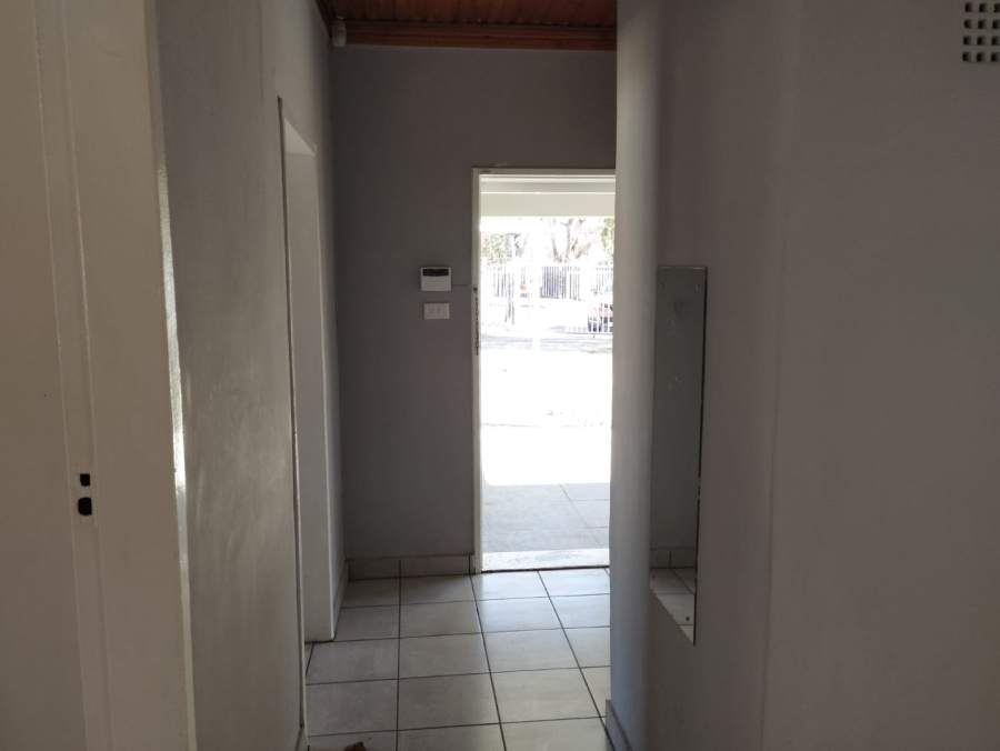 To Let 3 Bedroom Property for Rent in Noordhoek Free State